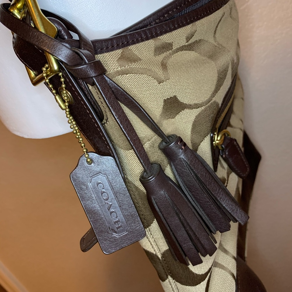 Coach Purse - Picture 5 of 7